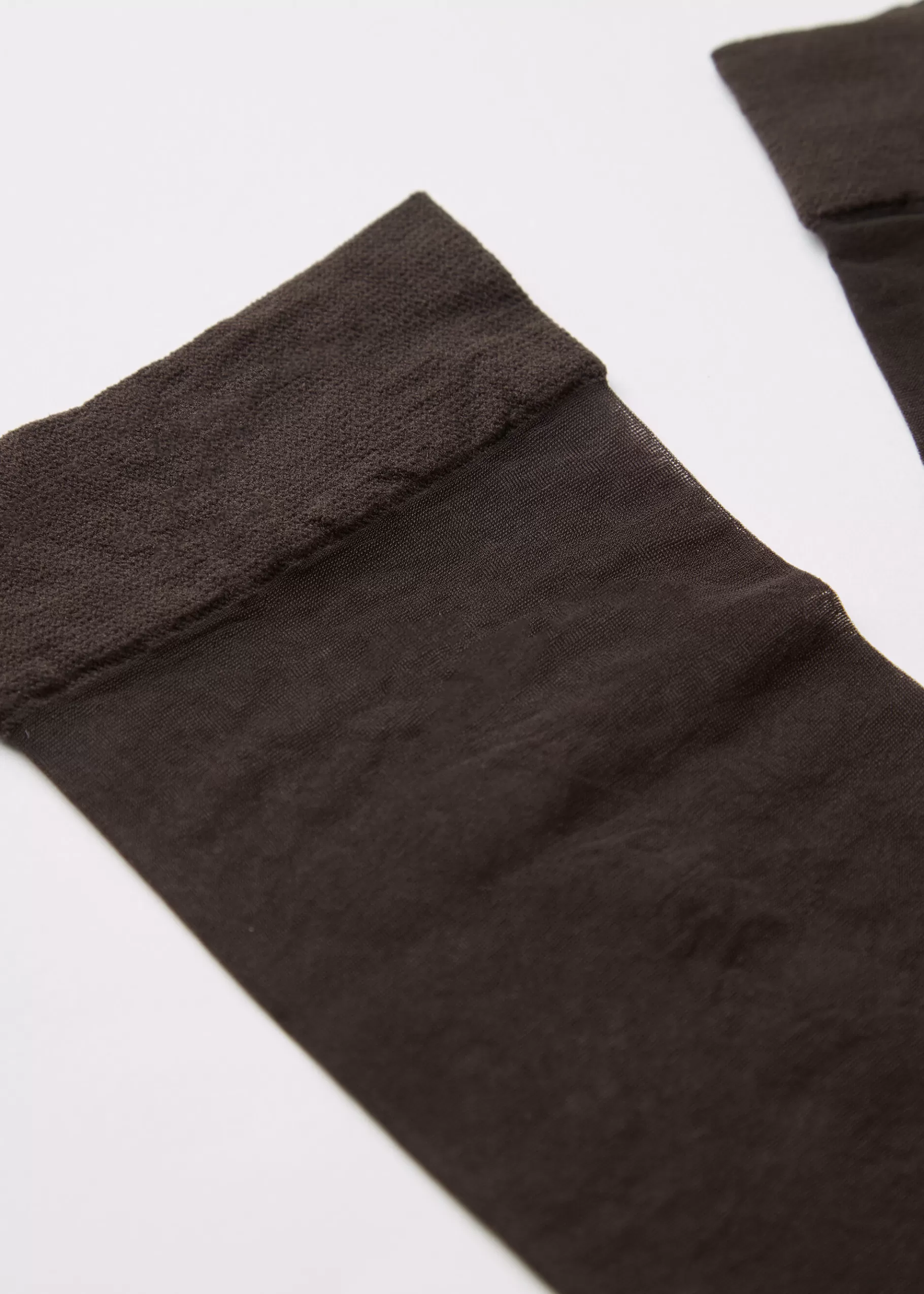Outlet 20 Denier Comfort Cuff Knee-Highs Women Sheer Socks
