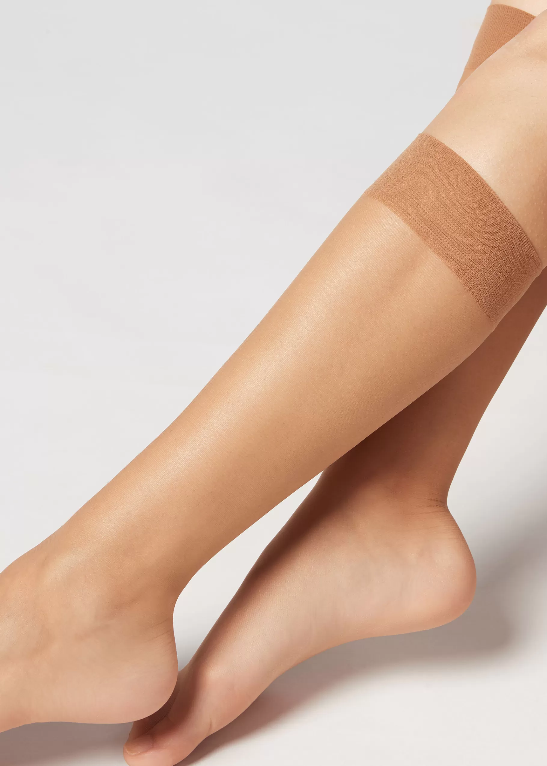 Best Sale 8 Denier Sheer Comfort Cuff Knee-Highs Women Sheer Socks
