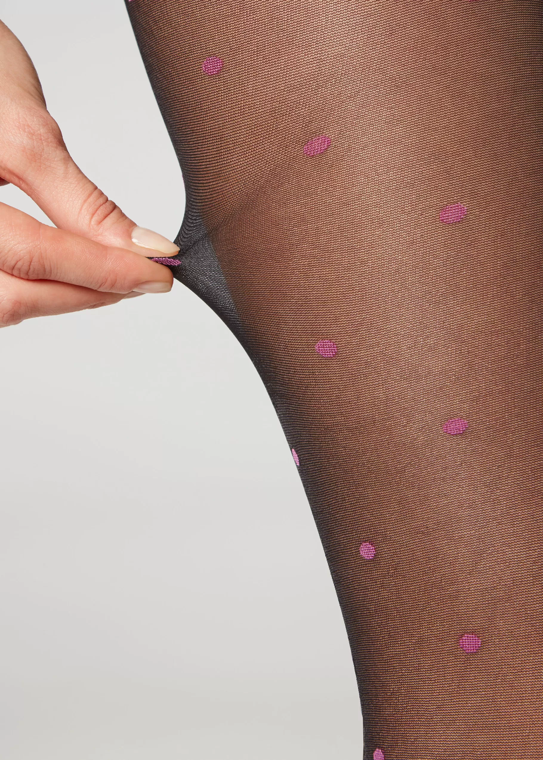Fashion All-Over Polka Dot 30 Denier Sheer Tights Women Patterned Tights