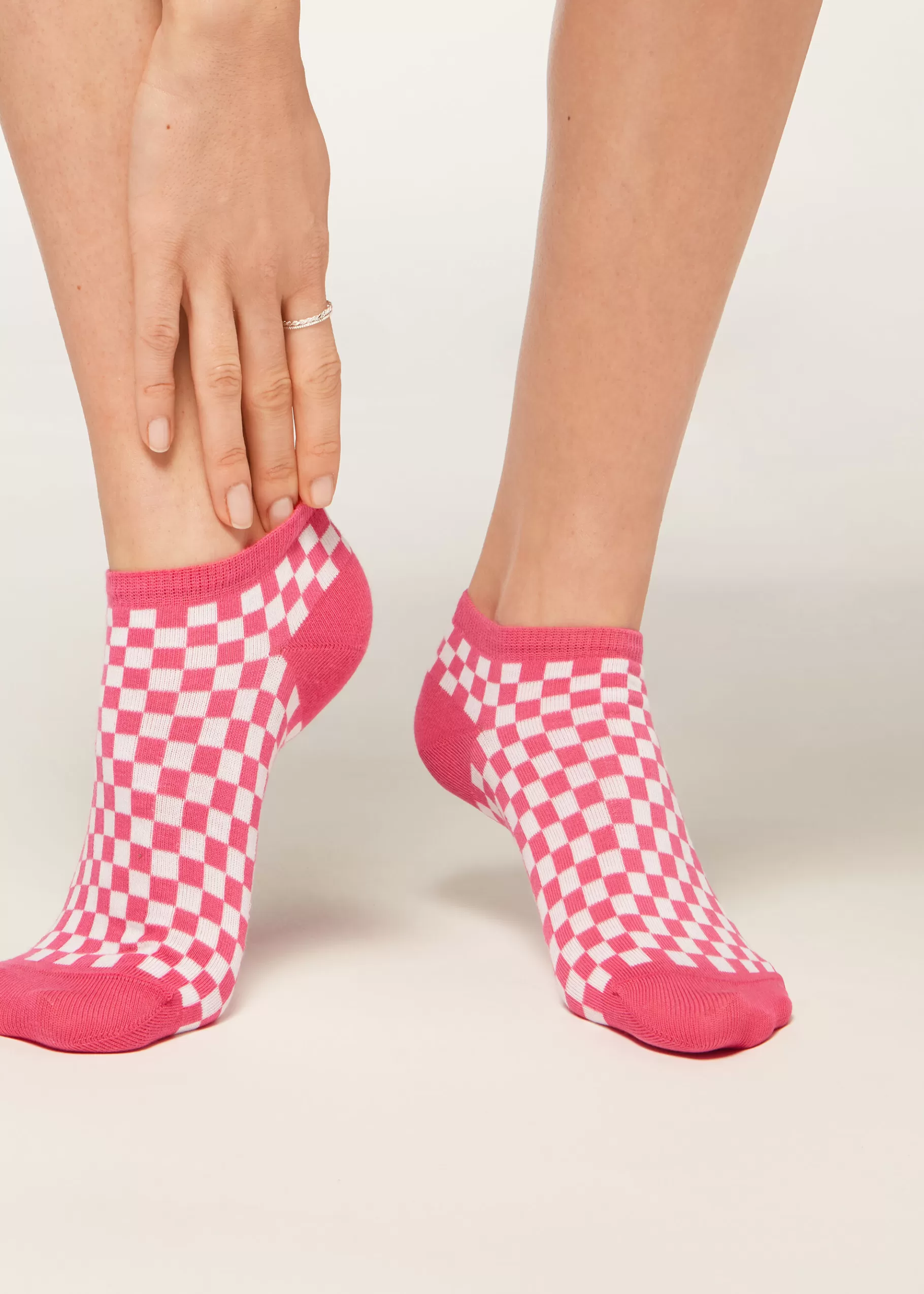 Store Check Print No-Show Socks Women No-Show