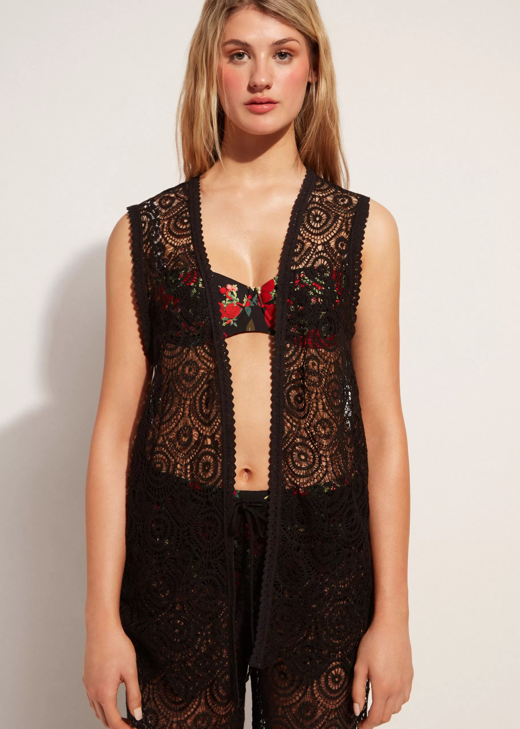 Flash Sale Crochet Gilet Women Beachwear