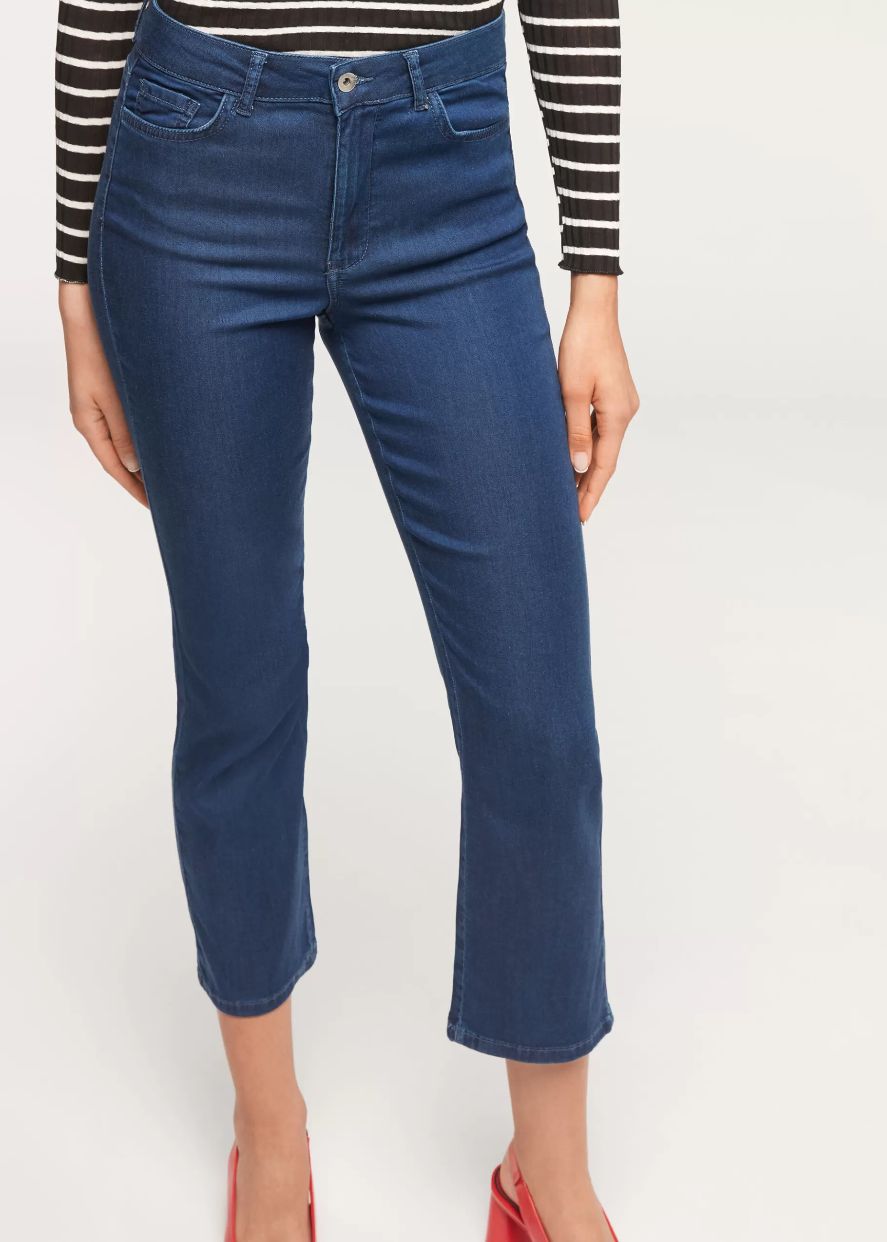 Online Eco Light Denim Cropped Flared Jeans Women Jeans