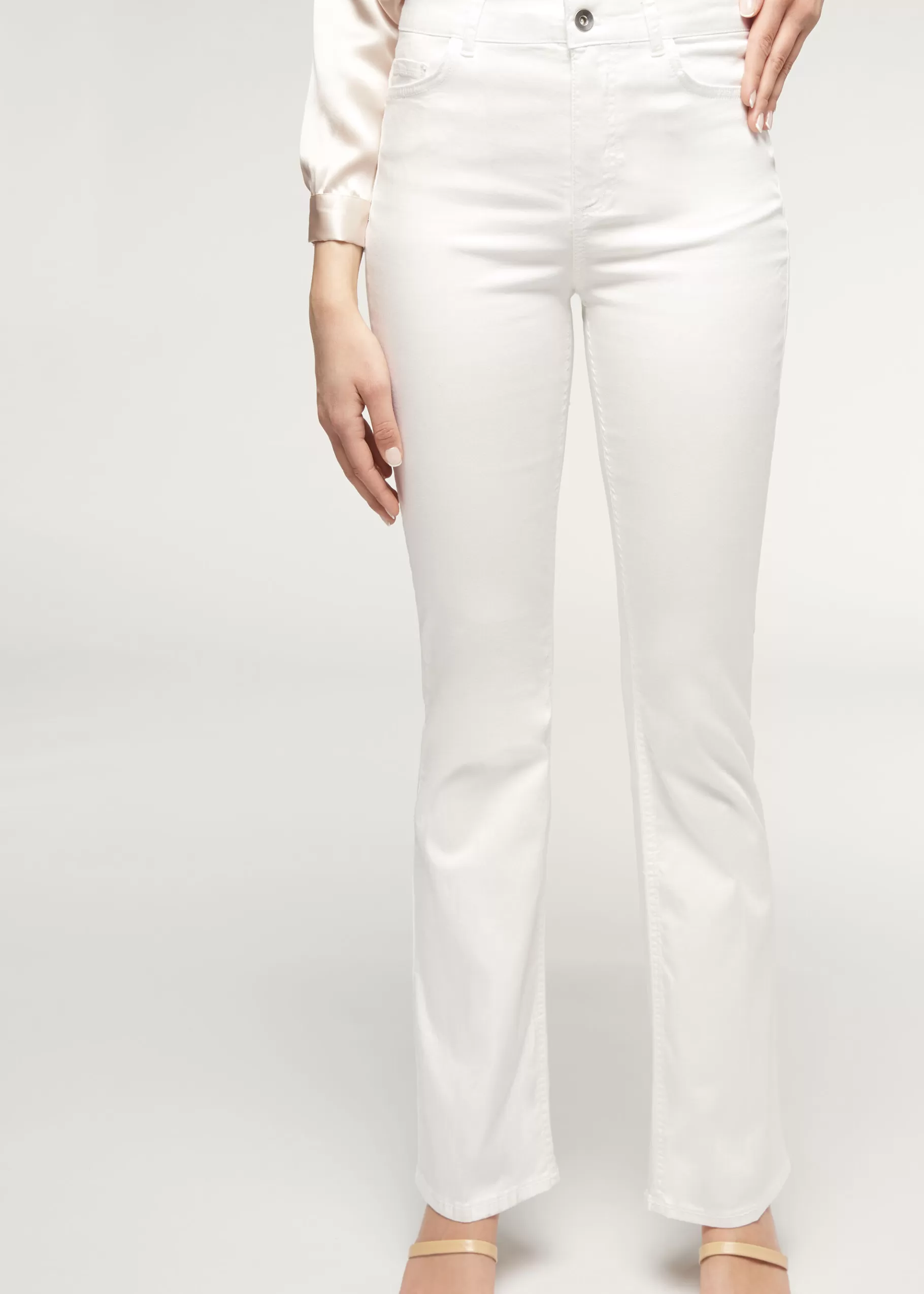 Sale Eco Light Denim Flared Jeans Women Jeans
