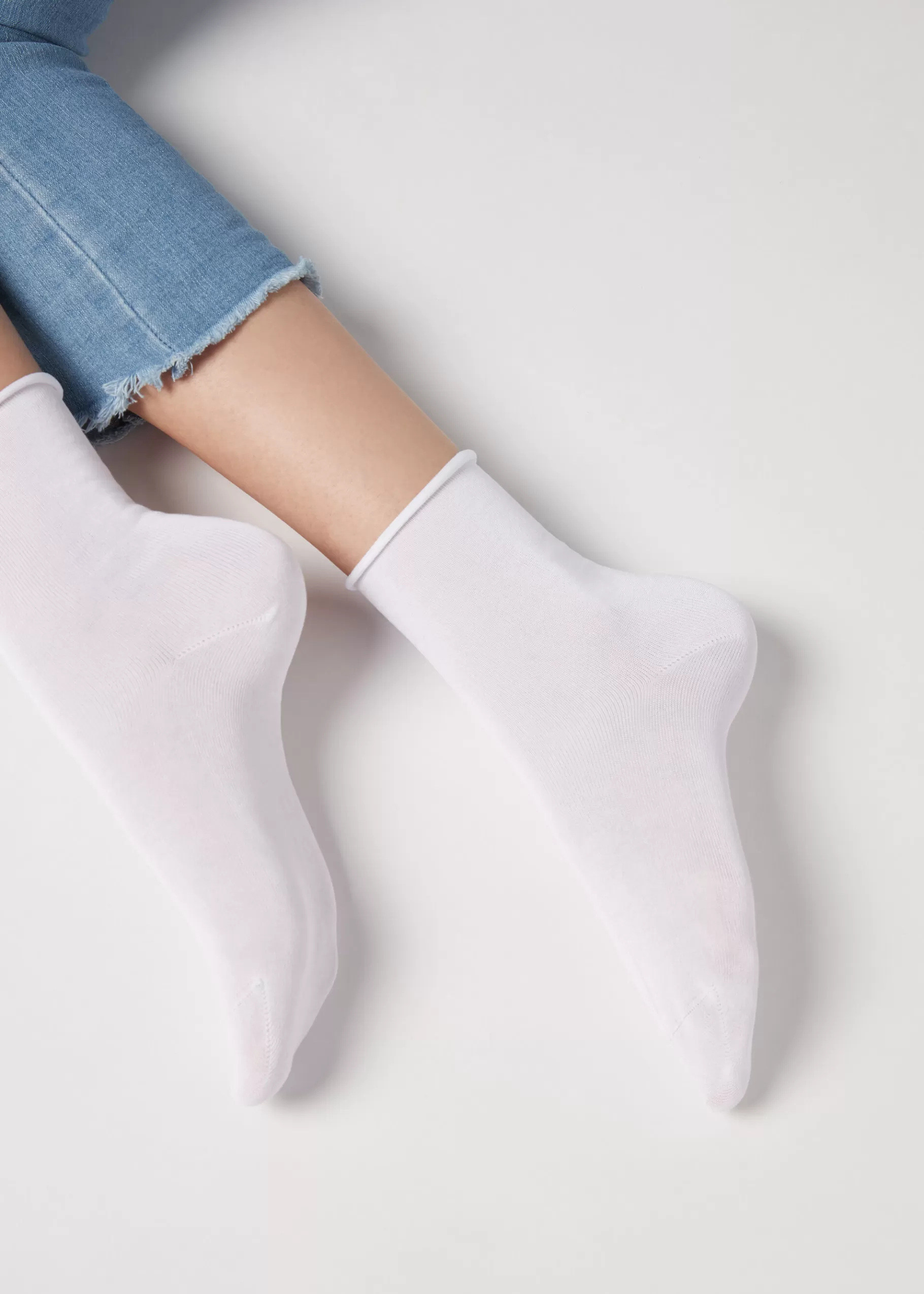 Hot Short Lisle Socks With Raw Cut Cuffs Women Short Socks