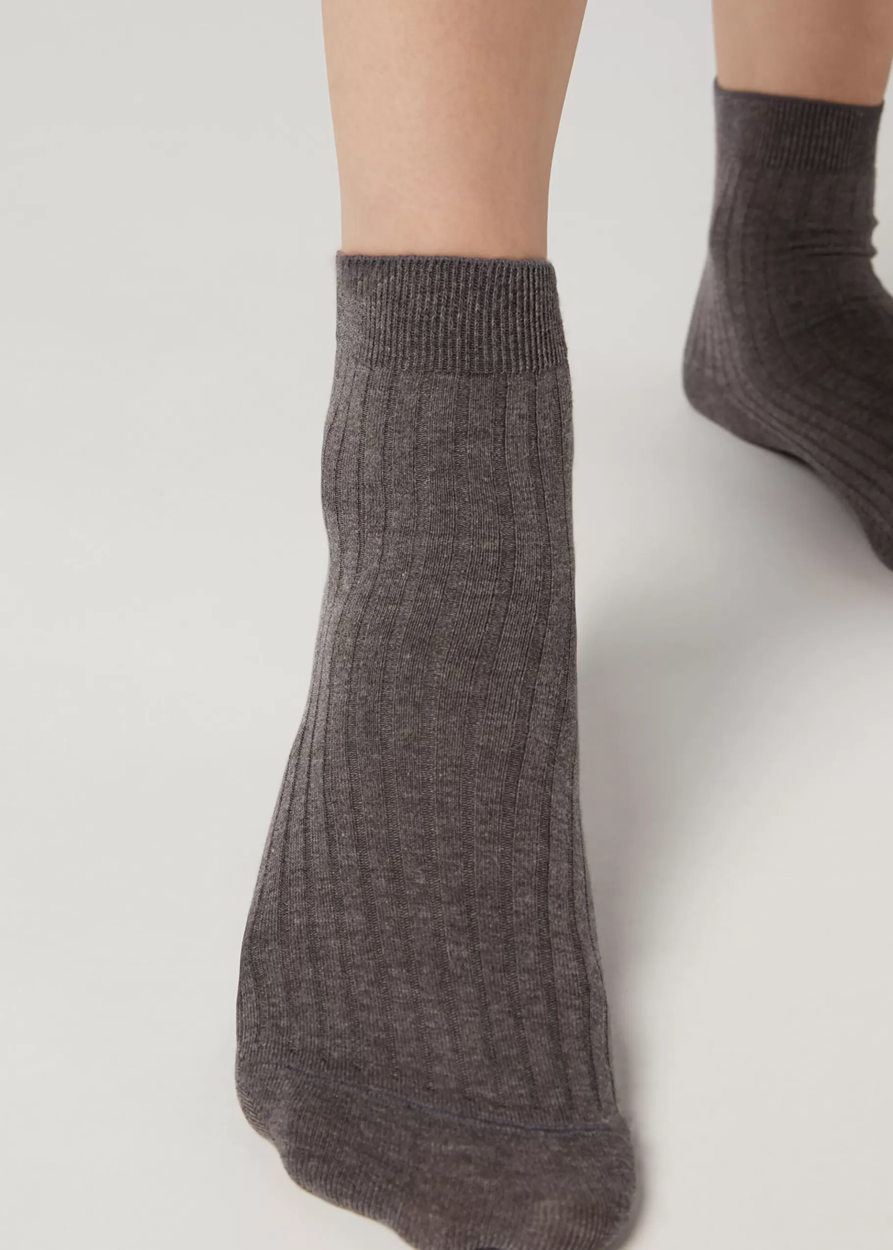 Discount Short Ribbed Socks With Cotton And Cashmere Women Short Socks