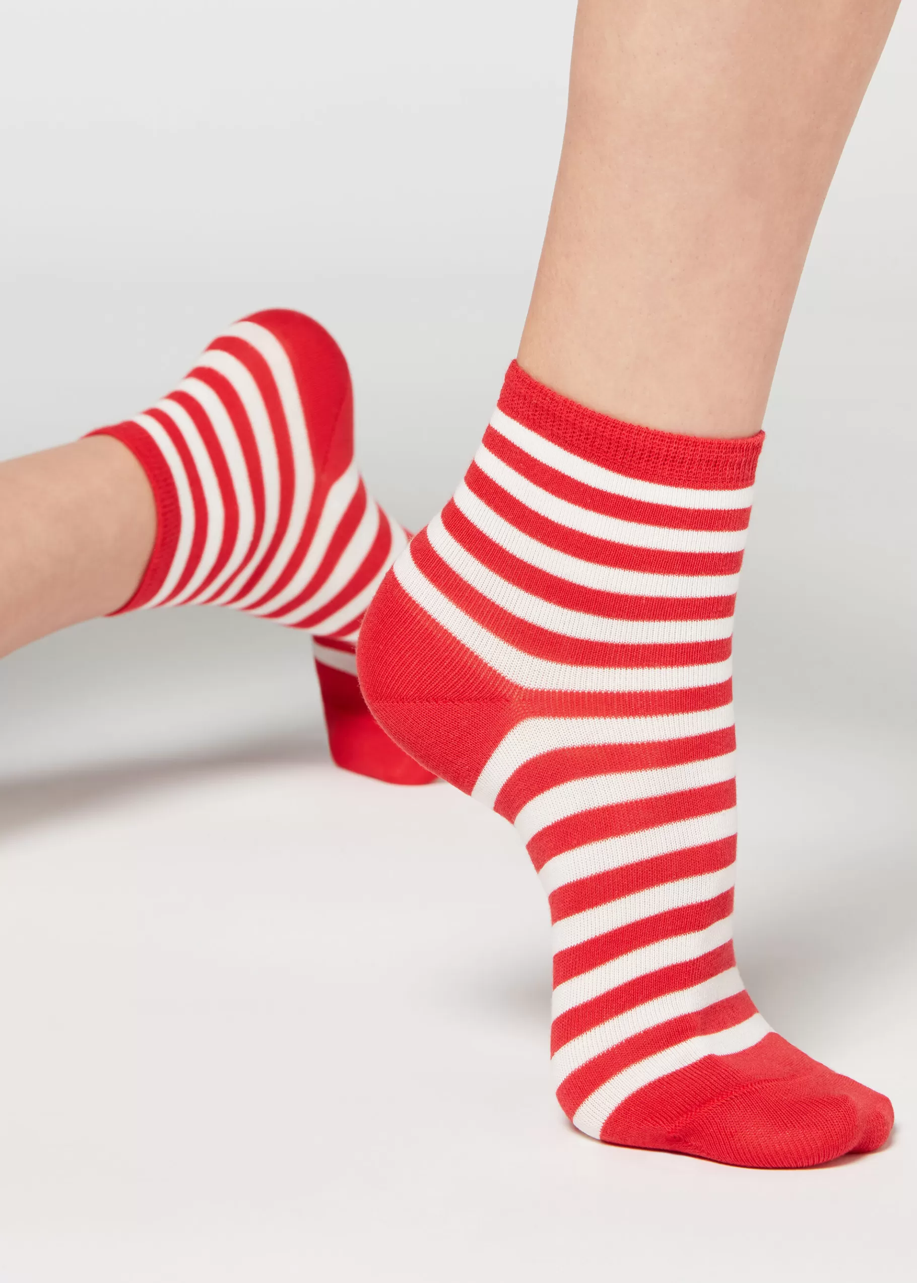 Hot Stripe Patterned Short Socks Women Short Socks